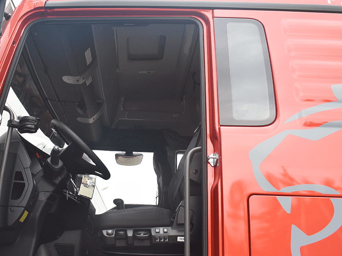 SITRAK C7H 4х2 АКПП + ретардер